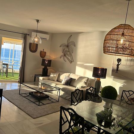 Apartamento En Primera Linea/Beachfront Apartment ฟูเอนฮิโรลา ภายนอก รูปภาพ