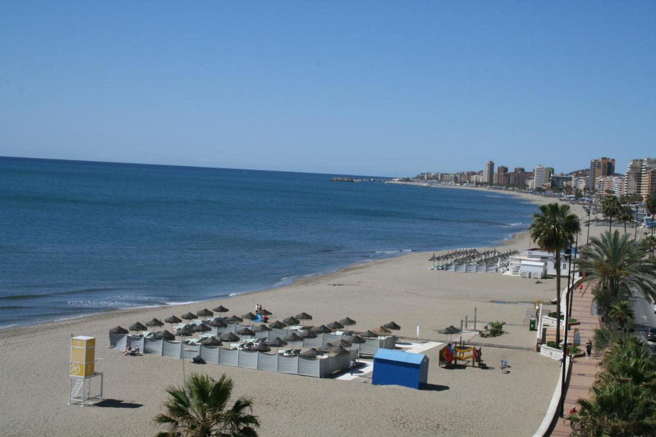 Apartamento En Primera Linea/Beachfront Apartment ฟูเอนฮิโรลา ภายนอก รูปภาพ