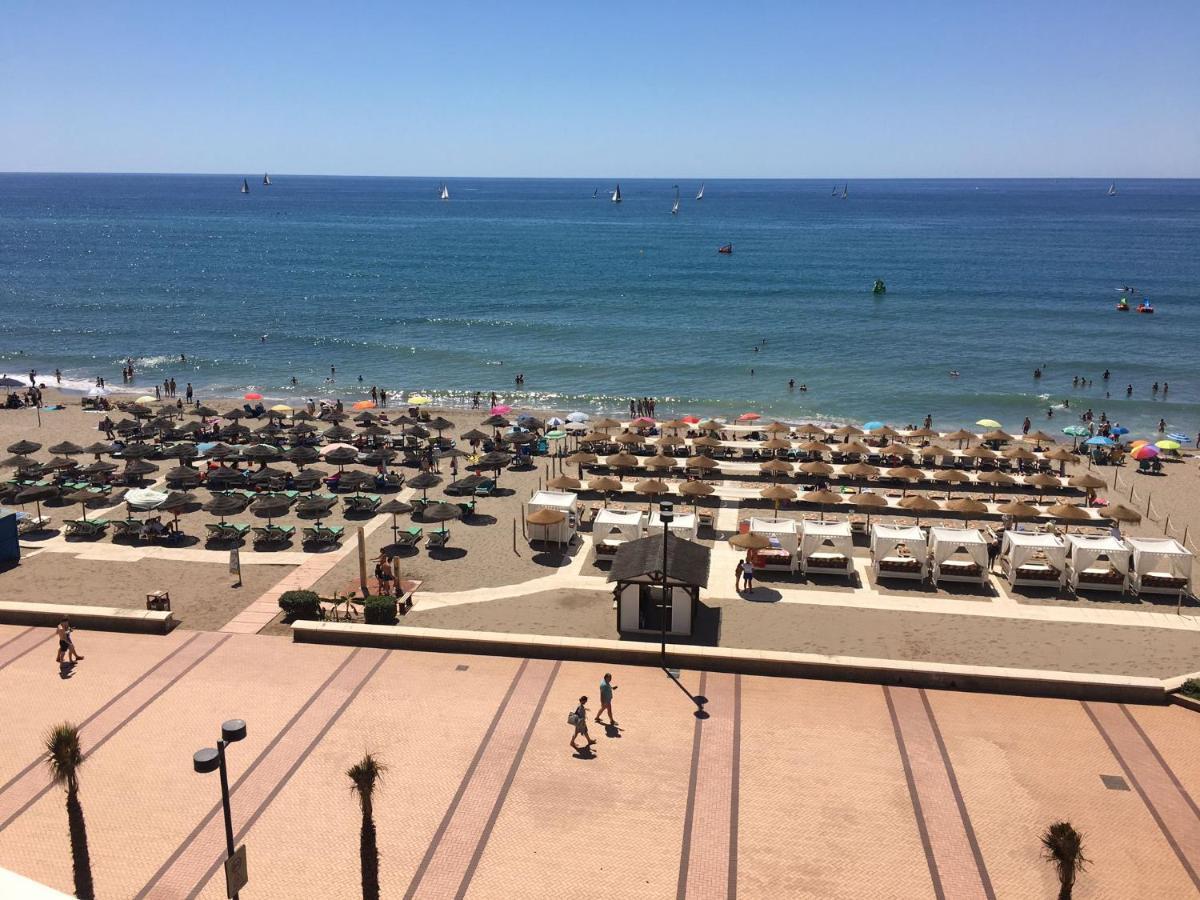 Apartamento En Primera Linea/Beachfront Apartment ฟูเอนฮิโรลา ภายนอก รูปภาพ
