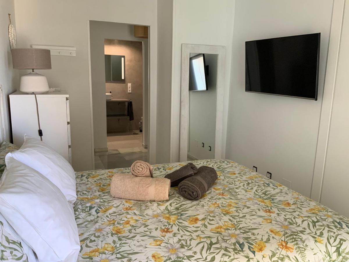 Apartamento En Primera Linea/Beachfront Apartment ฟูเอนฮิโรลา ภายนอก รูปภาพ