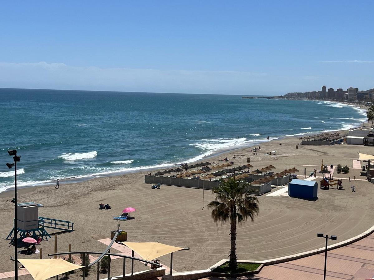Apartamento En Primera Linea/Beachfront Apartment ฟูเอนฮิโรลา ภายนอก รูปภาพ