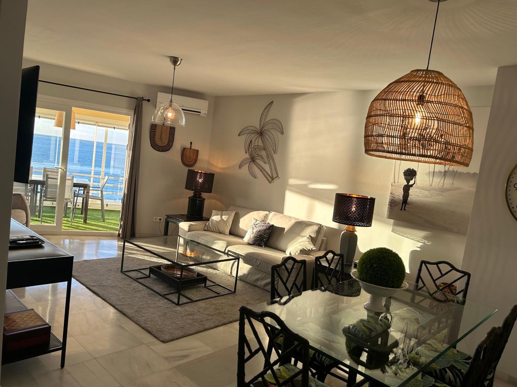 Apartamento En Primera Linea/Beachfront Apartment ฟูเอนฮิโรลา ภายนอก รูปภาพ